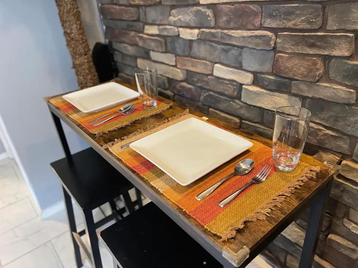 Brooklyn Spacious Space With Private Entrance, Bathroom, & Backyard - Full-Kitchen New York Exteriér fotografie