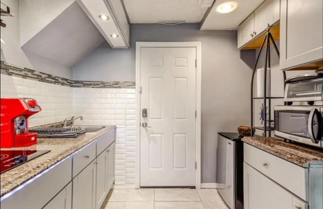 Brooklyn Spacious Space With Private Entrance, Bathroom, & Backyard - Full-Kitchen New York Exteriér fotografie